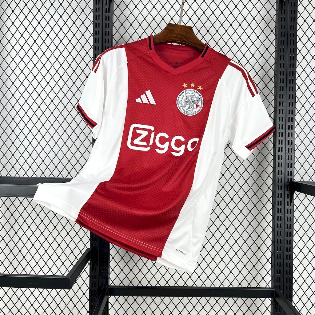 Ajax Domicile 2025/26