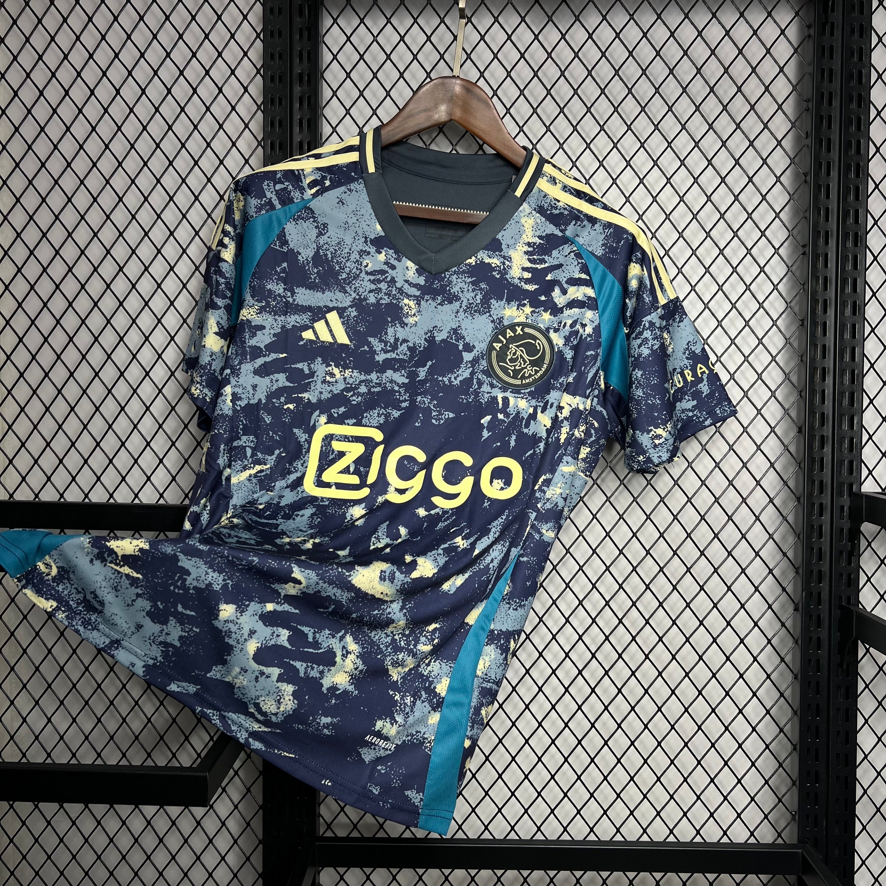 Ajax Extérieur 2024/25