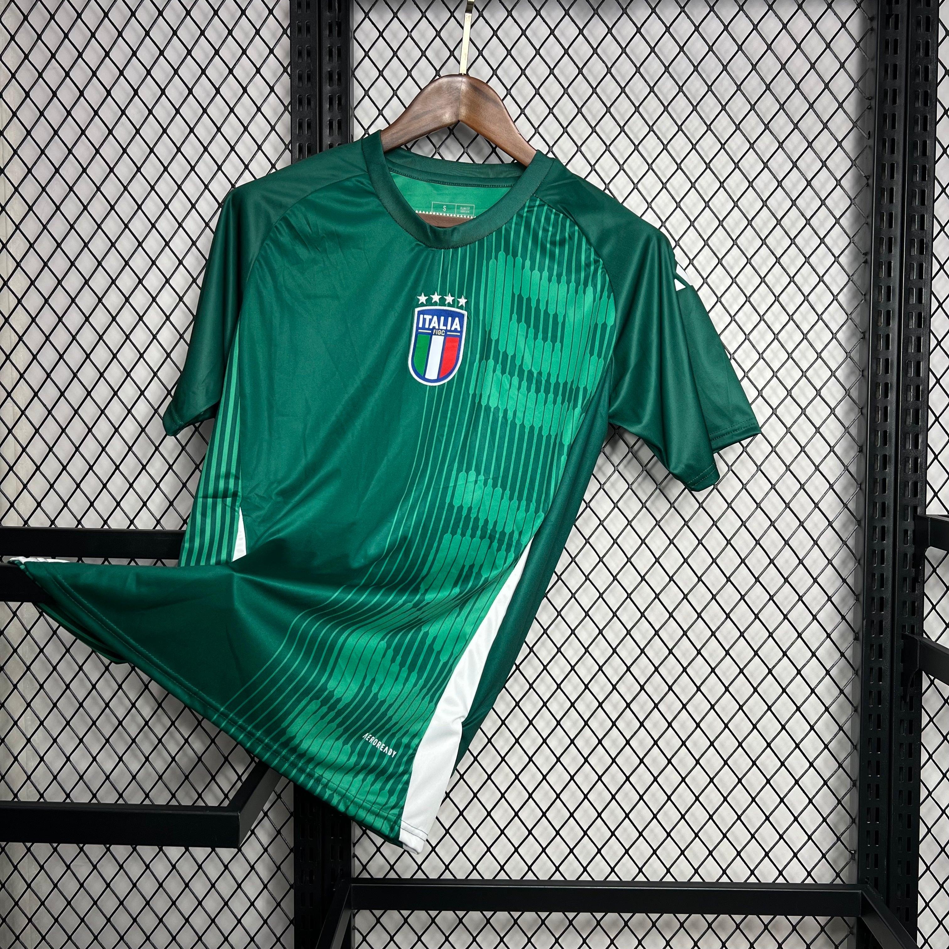 Italie Maillot d'avant match 2024/25