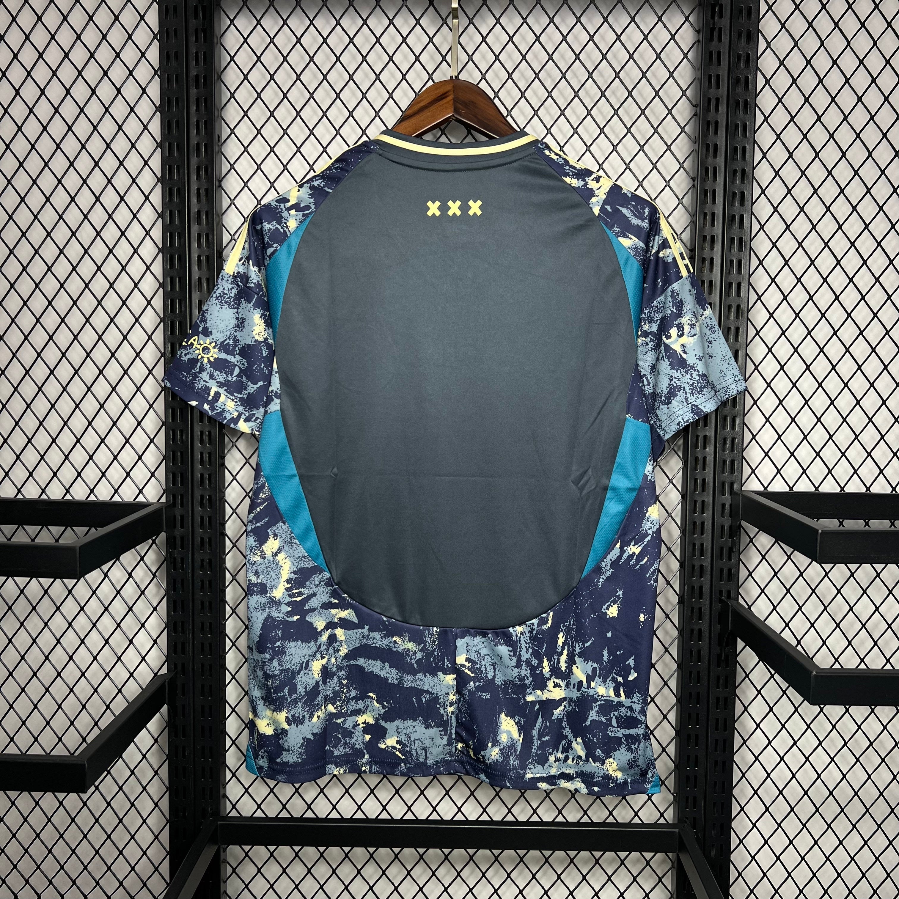 Ajax Extérieur 2024/25