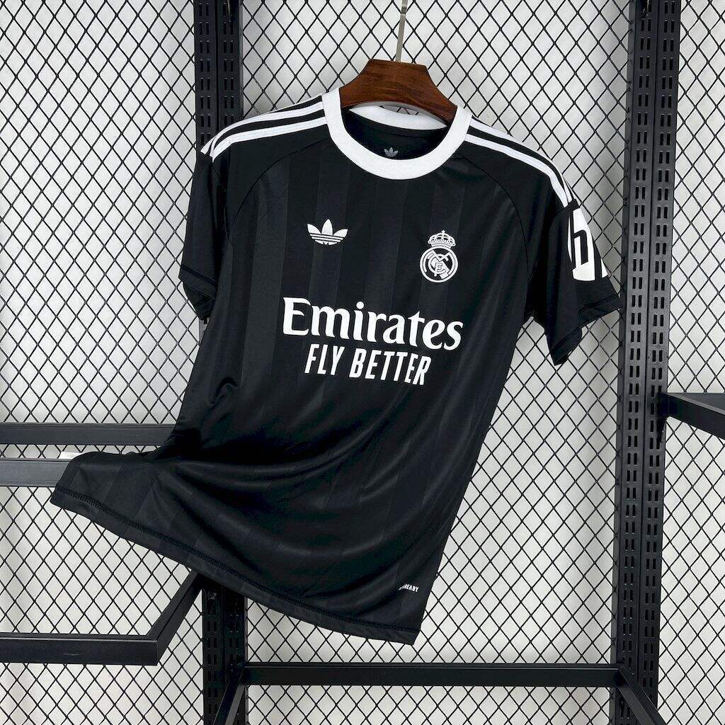 Real Madrid Maillot Entrainement 2025/26