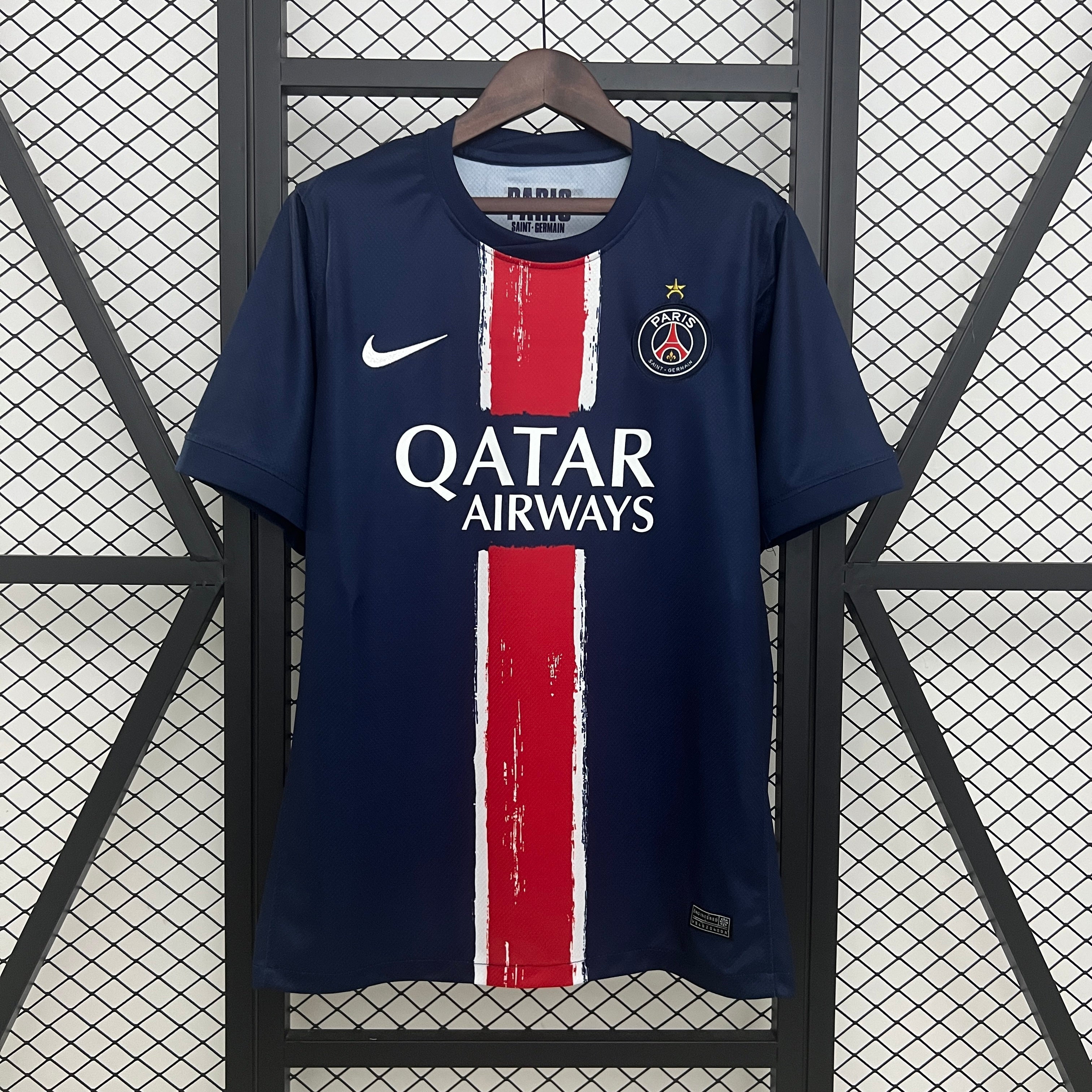Paris Saint-Germain "Champion d'Europe" 2024/25