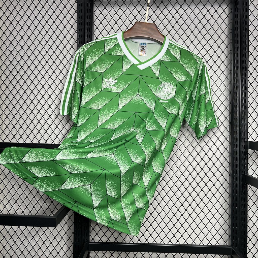 Allemagne Extérieur Maillot rétro 1990
