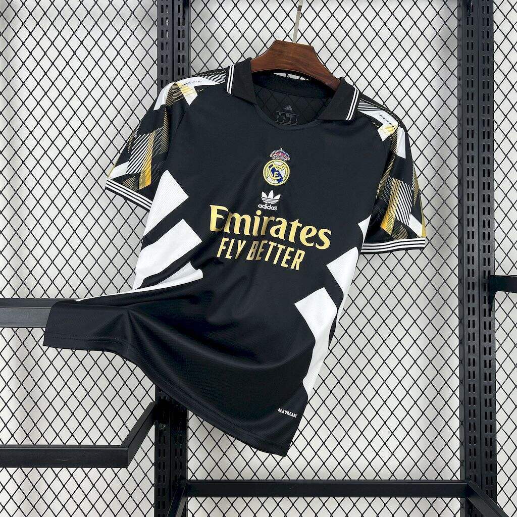 Real Madrid Edition Spécial Retro 2025/26